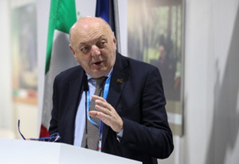 Image for Fearing price moves, Italy to act quickly to build gas stockpiles