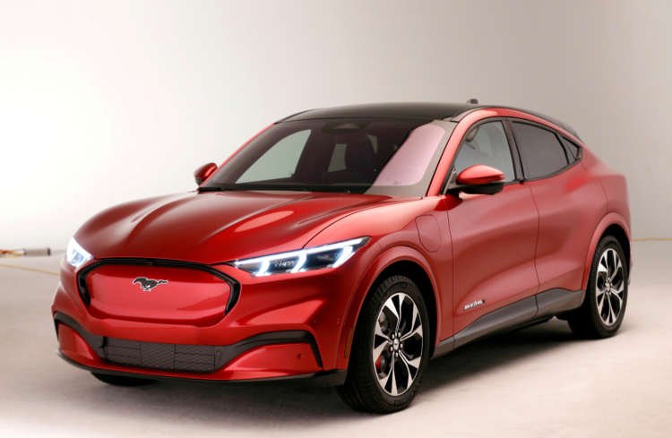 Image for Ford boosts investment plan for EVs and self driving vehicles, reports loss