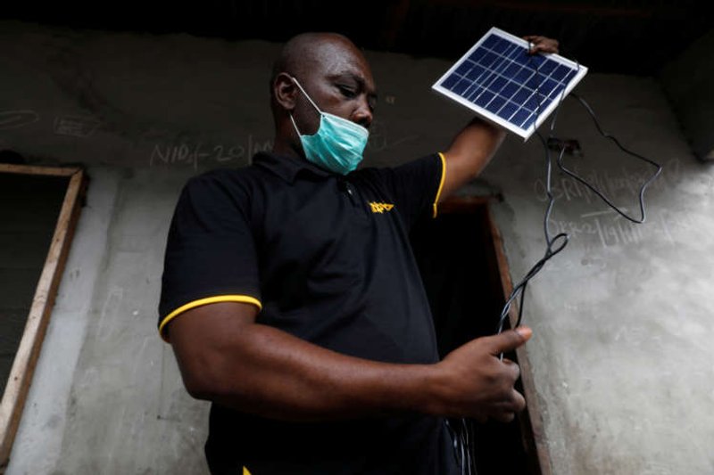 Image for Move into government, U.N. official urges young climate activists