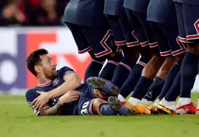Image for Soccer-Messi scores maiden goal for PSG in 2-0 win over Man City