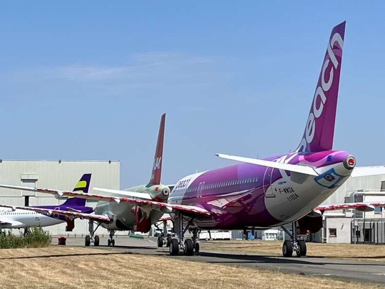 Undelivered Airbus A320neo jets parked outside factory amid supply chain issues - Global Banking & Finance Review