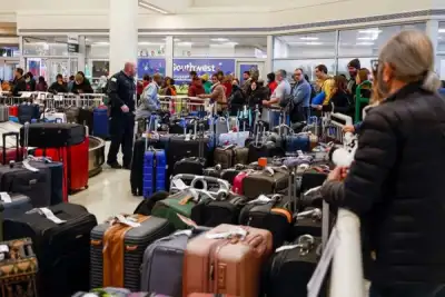 Image for Southwest cancels thousands more flights; U.S. government vows scrutiny