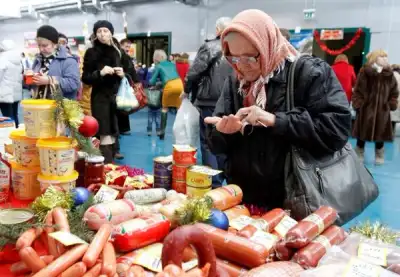 Image for Russian weekly consumer prices rise for first time since May