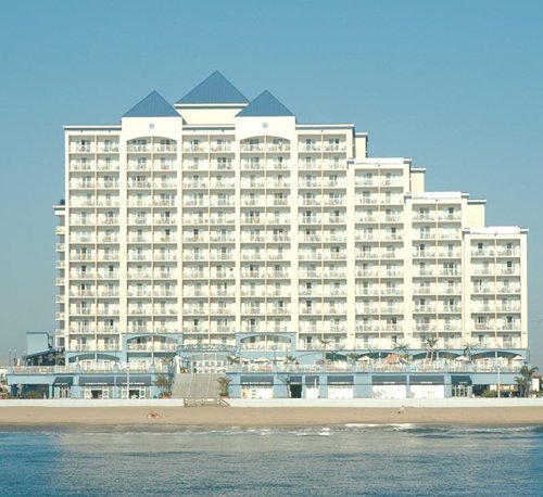 Exterior view of Holiday Inn Hotel & Suites in Ocean City, Maryland - Global Banking & Finance Review