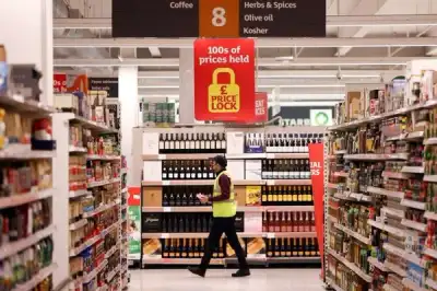 Image for Sainsbury’s tipped to trim profit forecast as UK shoppers struggle