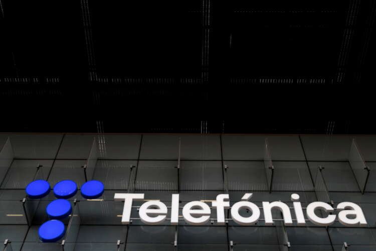 Telefonica partners with Barclays for UK fibre network funding - Global Banking & Finance Review