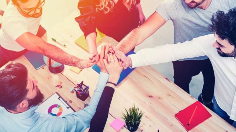 Image for bp and Infosys Announce Strategic Collaboration to Drive Integrated Energy Offers to Reduce Emissions at Campuses and Cities