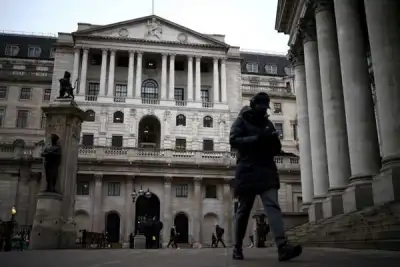 Image for Bank of England officials split over future path for rates