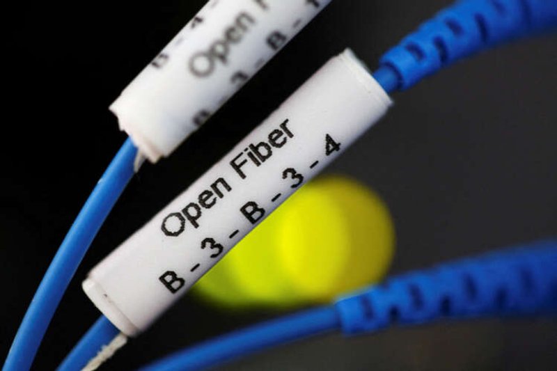 Image for Analysis-Inflows into unloved European telecoms signal brighter future