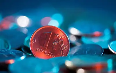 Image for Sanctioned Russia teeters on brink of historic default