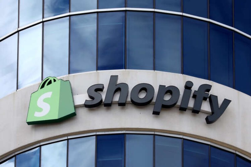 Image for Shopify’s revenue forecast fails to impress, shares fall