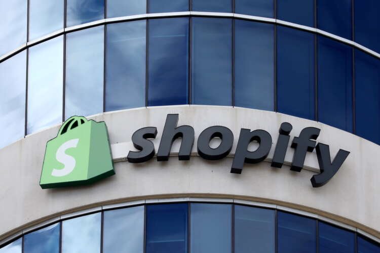 Shopify and TikTok partnership announcement for in-app shopping feature - Global Banking & Finance Review