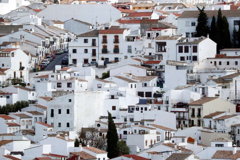 Image for Spain expects to agree with banks mortgage relief measures by end of week
