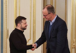 Ukrainian President Zelenskiy and German opposition leader Merz meet for peace talks - Global Banking & Finance Review