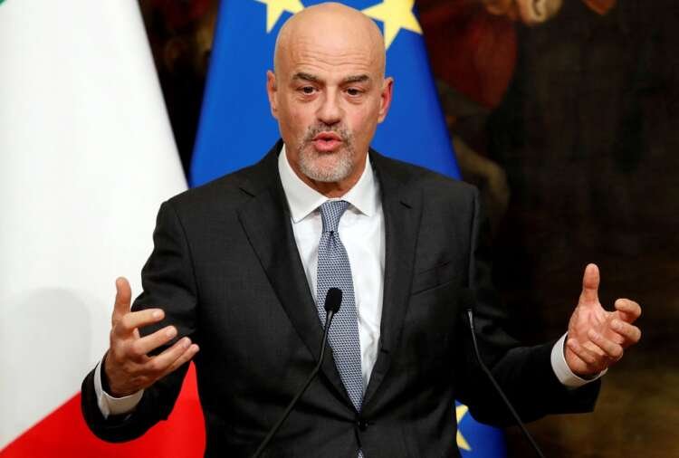 Image for Italy gas storage will be near full before winter, Eni CEO says