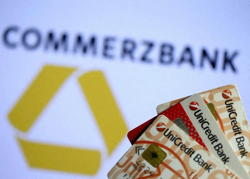 Image for UniCredit CEO rules out moving headquarters to Germany in Commerzbank deal
