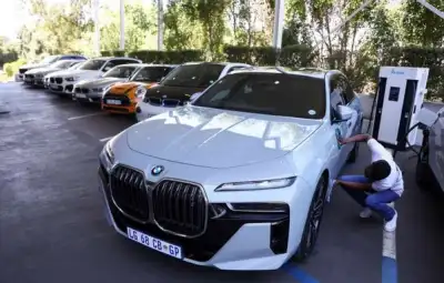 Image for BMW says ‘no interest’ in price war as order books bulge