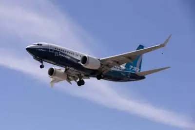 Image for Vietnam lifts ban on transit by Boeing 737 MAX planes