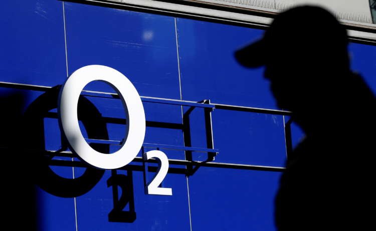 Image for Britain clears $44 billion Virgin-O2 mobile merger deal