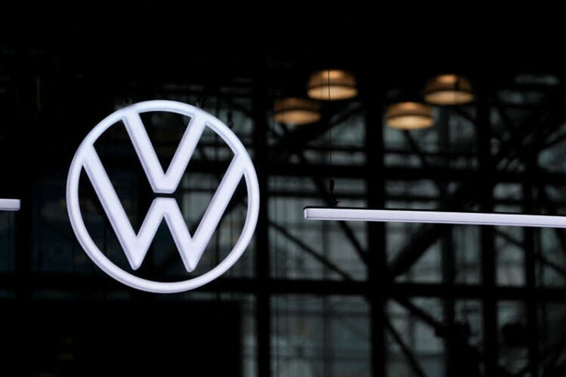 Image for Volkswagen brings VW bus back to North American market after 20 years