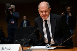 German Foreign Minister Annalena Baerbock criticizes Scholz on Ukraine aid - Global Banking & Finance Review