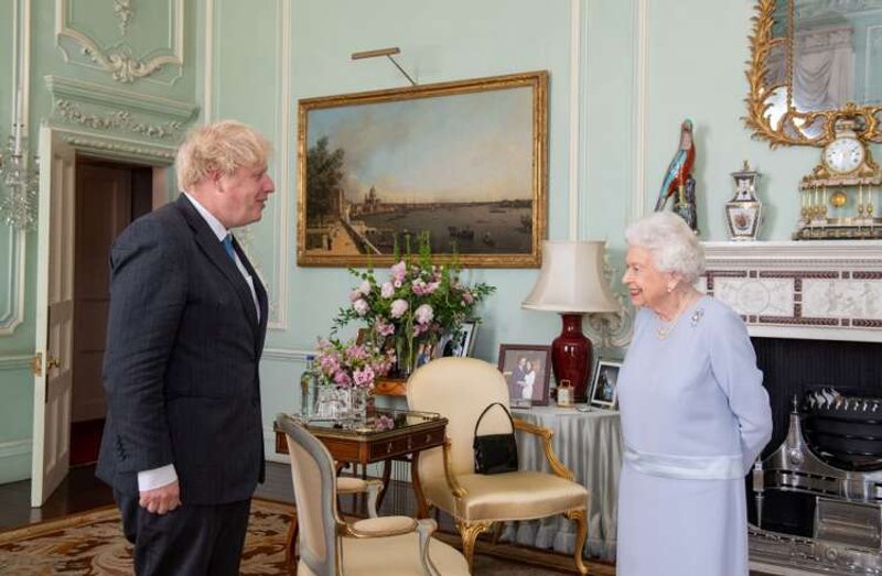 Image for Britain’s Queen Elizabeth will appoint new prime minister at Balmoral