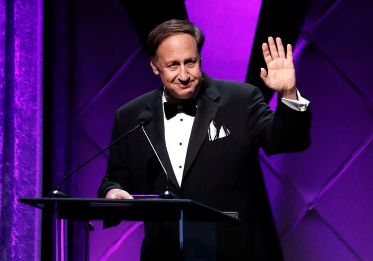 Analysis-With popcorn and tweets, AMC’s Aron rides retail investor wave