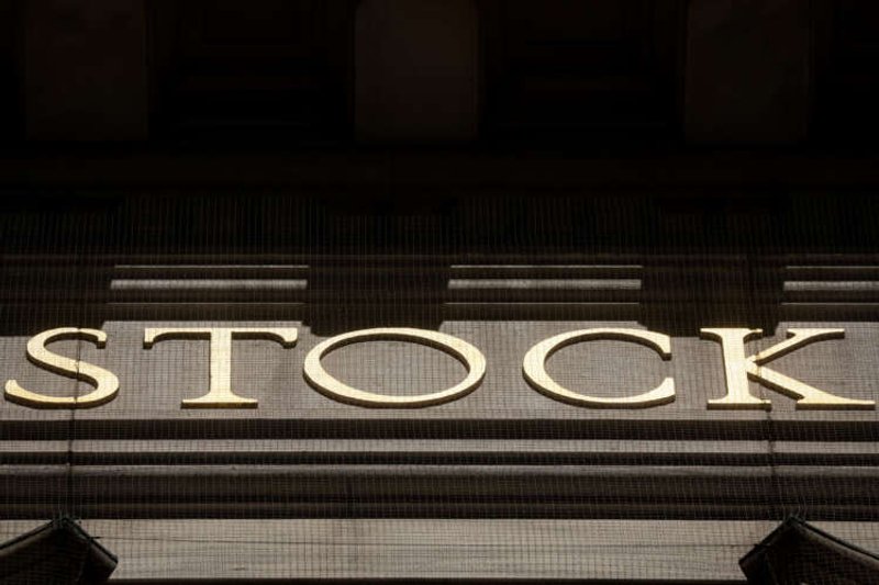 Image for CRH shareholders back primary listing switch to New York from London