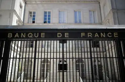 Image for French central bank sees consumer gains easing budget pains