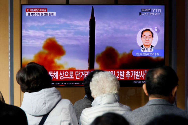 Image for North Korea fires artillery into sea as South Korea and U.S. pledge cooperation