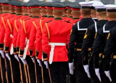 Image for Japan PM agrees defence deal with Thailand