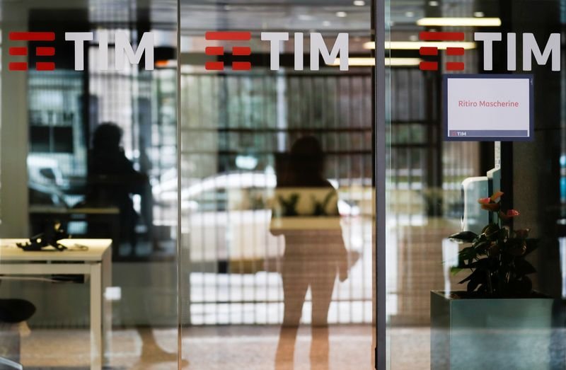 Image for Italy's Poste ready to raise Telecom Italia stake as M&A looms