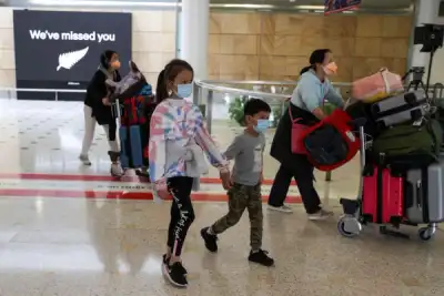 Image for Bubble burst: New Zealand suspends quarantine-free travel with Australia
