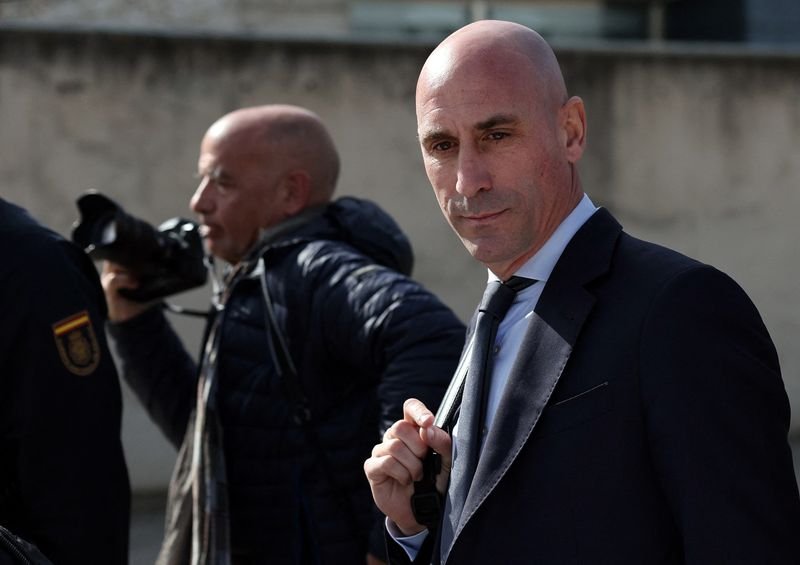 Image for Spanish ex-soccer boss Rubiales sentenced to pay fine over kiss without consent