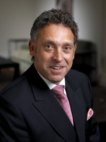 Tony Collins discusses global opportunities in finance - Global Banking & Finance Review