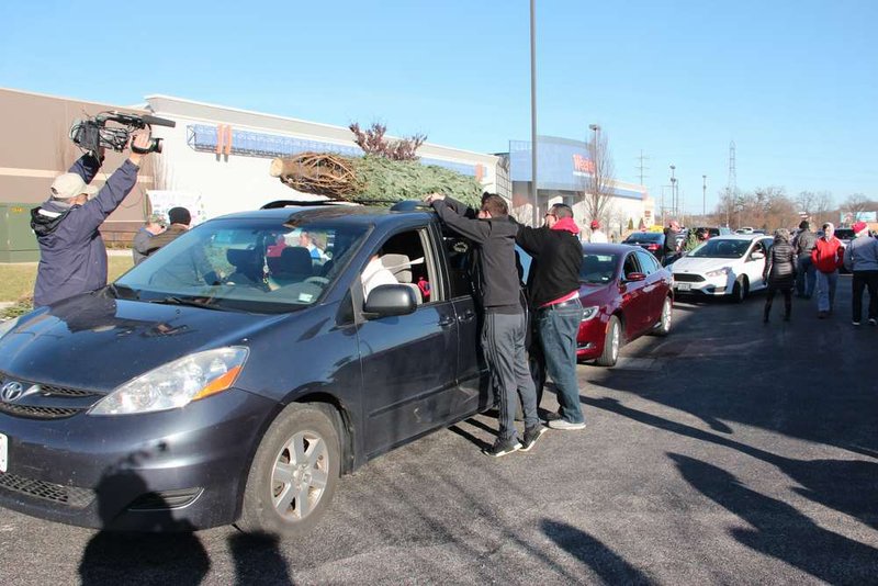 Image for Enterprise Bank & Trust to Provide 325 Christmas Trees to Veterans in Continued Partnership with Local Non Profit