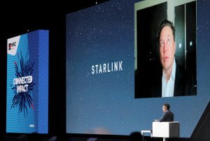 Satellite communications concept illustrating Italy's deal with Starlink - Global Banking & Finance Review