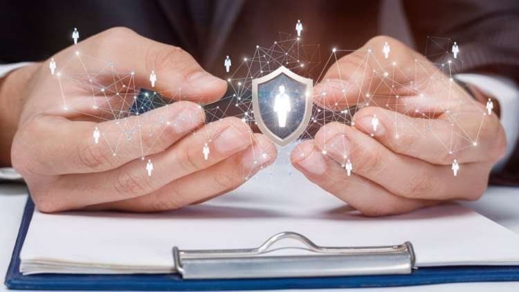 Image for How the evolution of customer behaviour is reshaping the insurance sector