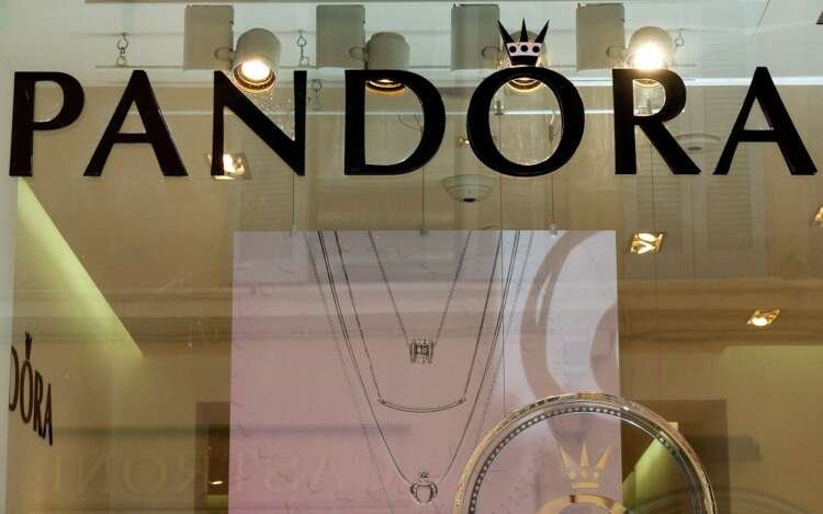 Pandora jewellery store showcasing elegant pieces amid positive financial news - Global Banking & Finance Review