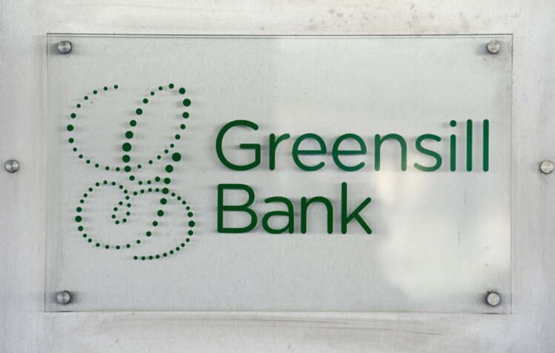 Image for Credit Suisse repays another $400 million to Greensill-linked fund investors