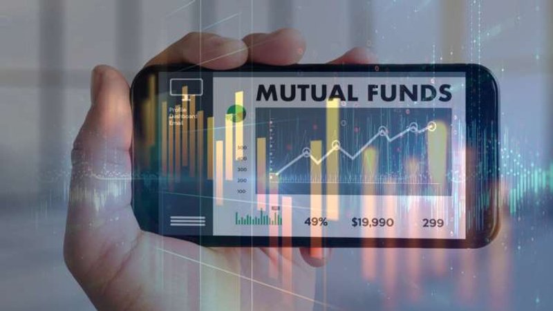 Image for US Equity Long Short Hedge Funds returns versus US Growth Mutual Funds returns: which performed the best in 2020?