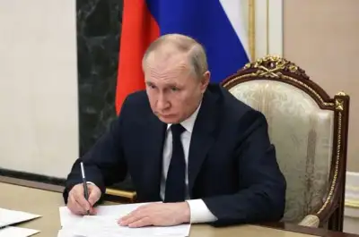 Image for Putin says Russia will emerge stronger, sanctions will rebound on West