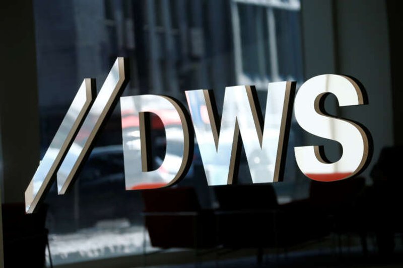 Image for Deutsche fund arm faces U.S. probe over sustainable investments