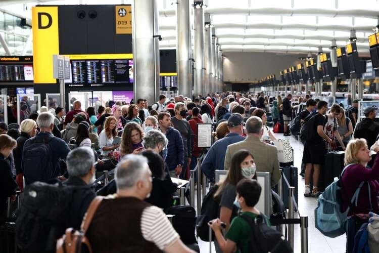Image for Heathrow Airport warns of possible travel slowdown this winter