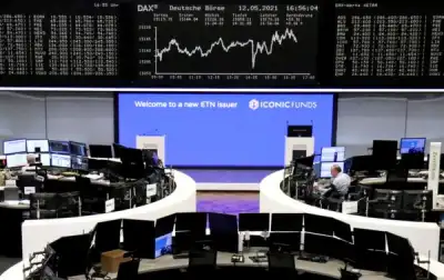Image for European stocks fall as inflation concerns mount