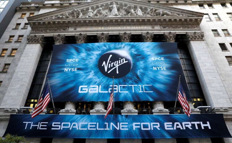 Richard Branson selling Virgin Galactic shares worth $300 million - Global Banking & Finance Review