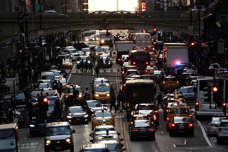 Image for New York to fine fossil fuel companies $75 billion under new climate law