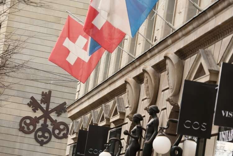 Image for Analysis-Credit Suisse collapse threatens Switzerland’s wealth management crown