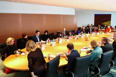 Image for German coalition parties at loggerheads as budget crisis grows