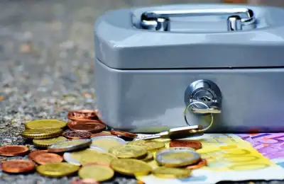 Image for Almost half of British public save less than £50 a month, shows new research